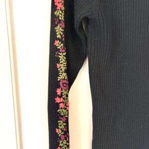 St. John's Bay Black Women's Floral Embroidered Top, Size Small